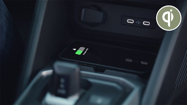 Nouveau Dacia Duster - Le chargeur de smartphone par induction