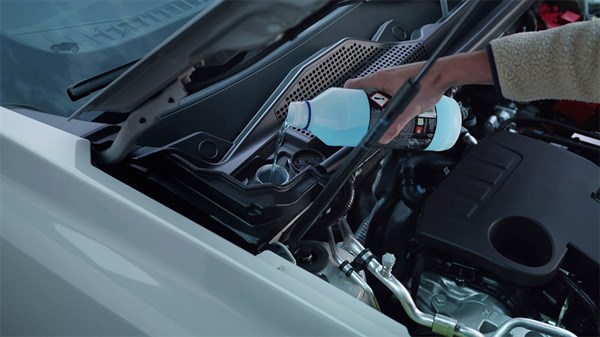 Nouveau Dacia Duster - Les niveaux de liquides