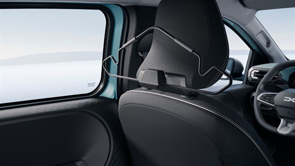 nouvelle Dacia Spring - fixation YouClip® sur appuie-tête