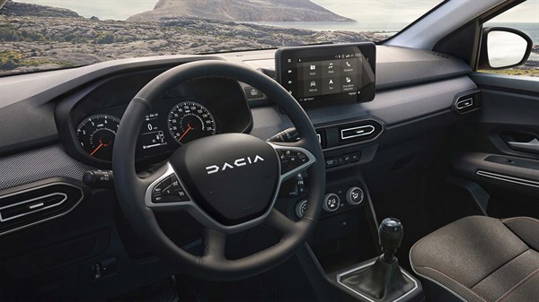 Nouveau Dacia Jogger - voiture familiale 7 places - intérieur planche de bord
